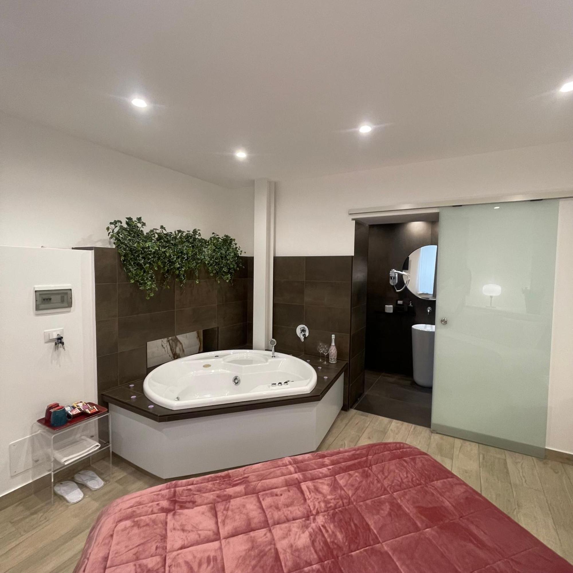 تاورمينا Namuri Luxury Rooms المظهر الخارجي الصورة