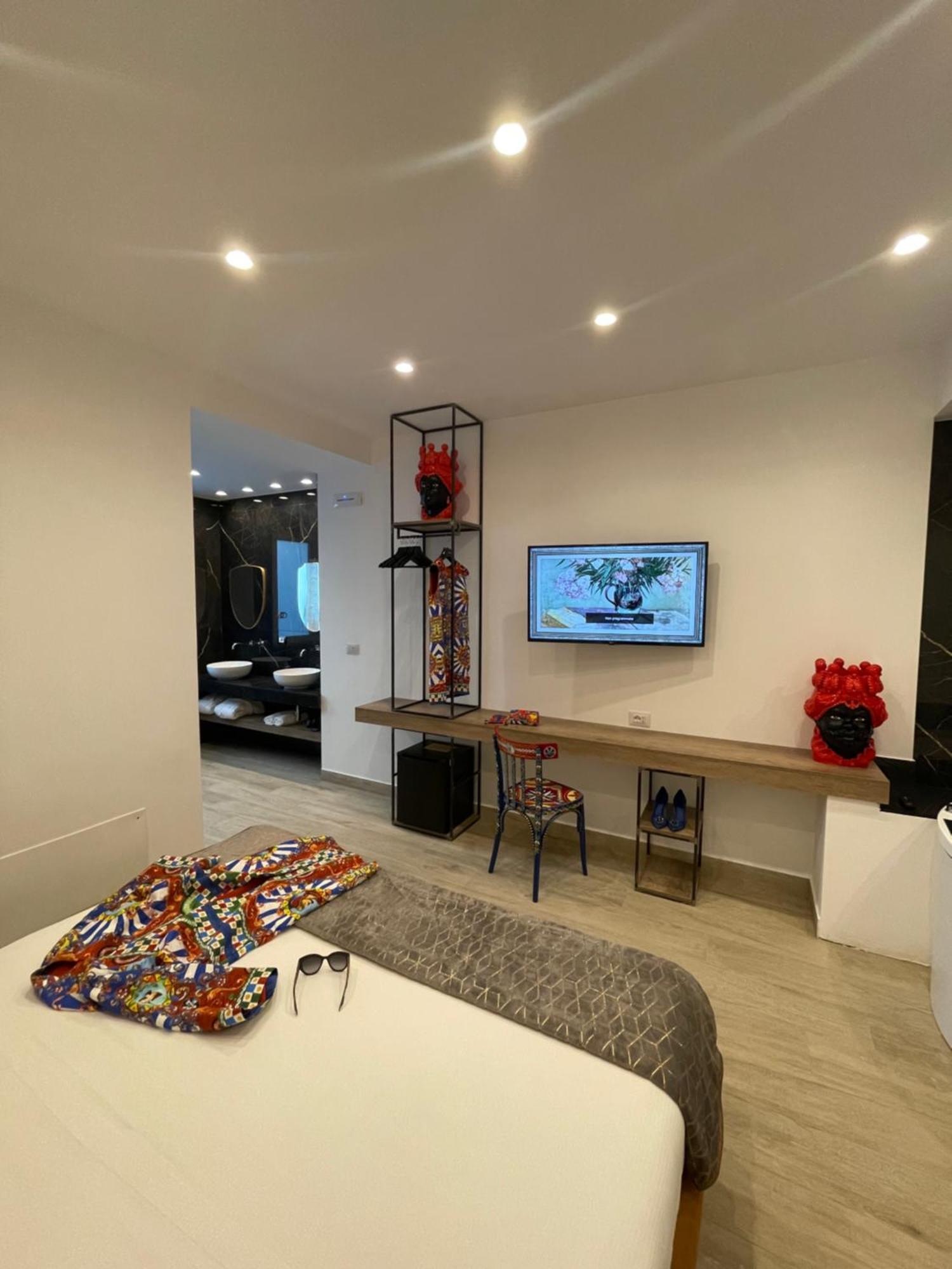 تاورمينا Namuri Luxury Rooms المظهر الخارجي الصورة