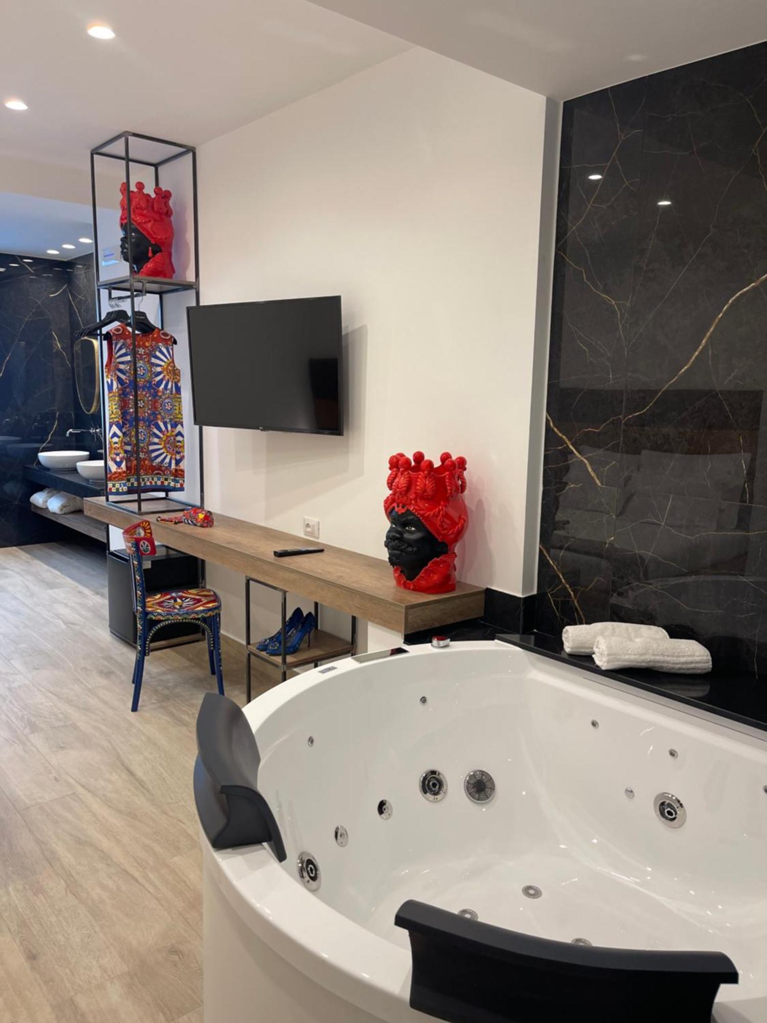 تاورمينا Namuri Luxury Rooms المظهر الخارجي الصورة